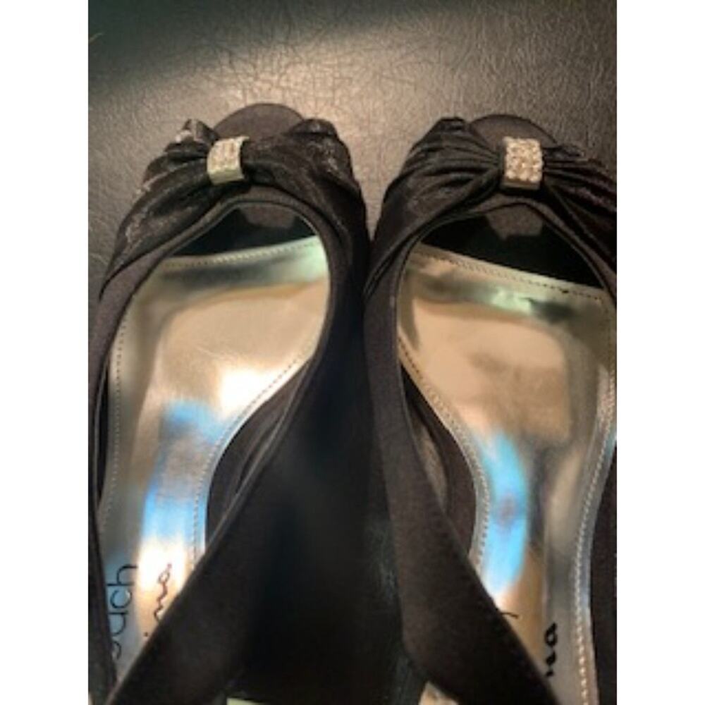 The Touch of Nina Black Satin w/diamond accent Size 7 - Picture 2 of 6